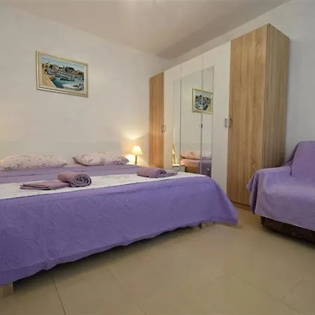 Apartment Rendulic *